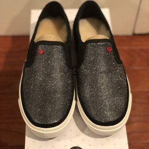 NIB Ugg slip one. Black with silver